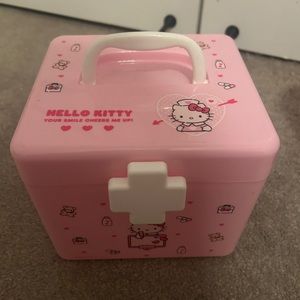 Hello kitty makeup case